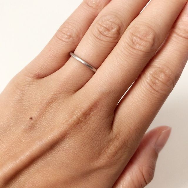 【AHKAH(アーカー)の口コミ】 私はアーカーさんのアクセサリーが大好きで結婚指輪は絶対にアーカーさん…