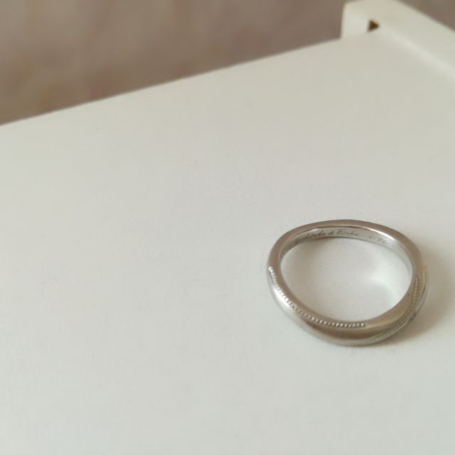 【エクセルコダイヤモンド(EXELCO DIAMOND)の口コミ】 指がきれいに見えること（女性にしては手が大きく指も太いので･･･）が決め…