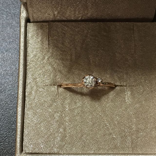 【PRIMA PORTA(プリマポルタ)の口コミ】 一番の決め手はデザインです。
店舗へ見に行く前にインターネットで調べ一…