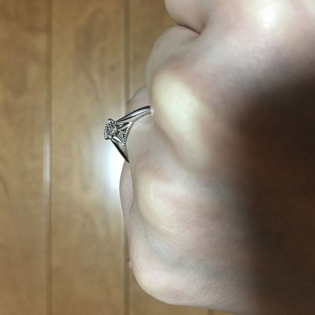 【エクセルコダイヤモンド(EXELCO DIAMOND)の口コミ】 フェアをやっていたため、ダイヤモンドの質がよいものを予算の範囲内で購…