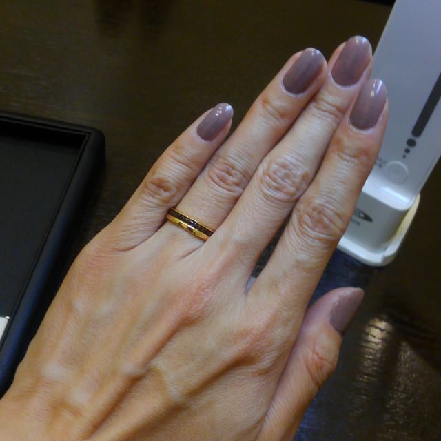 【ブシュロン(BOUCHERON)の口コミ】 決めては素敵なデザインです。一目惚れしました。シンプルなプラチナのリ…