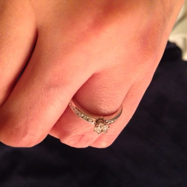 【ティファニー(Tiffany & Co.)の口コミ】 夫が決めたものなのですが、シンプルでクラシカルな王道なデザインのもの…