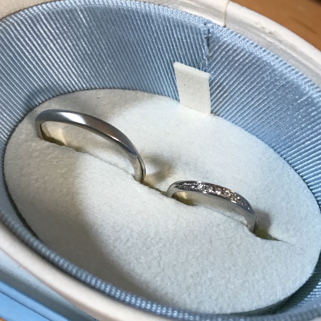 【canal4℃(カナルヨンドシー)の口コミ】 デザインがシンプルで、毎日つけるにはピッタリだと思いました。女性のほ…