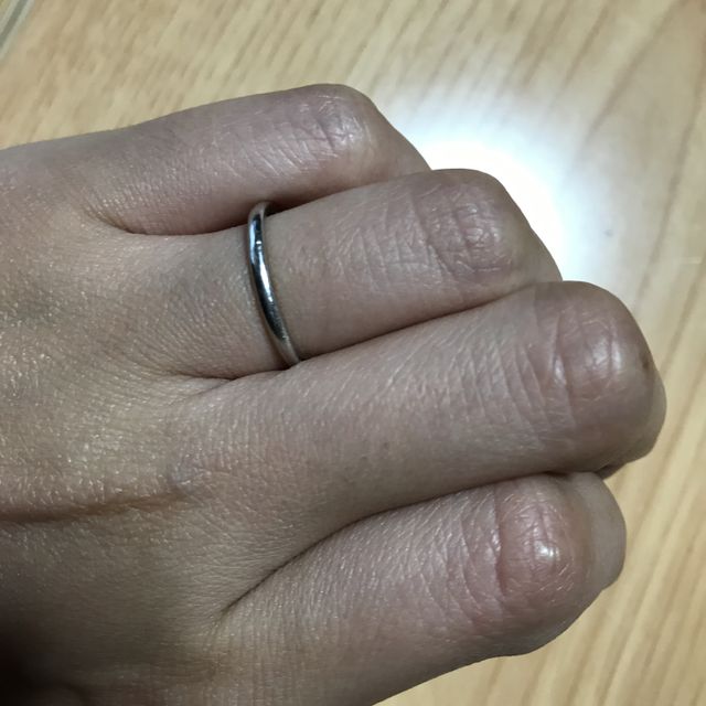 【e.m.の口コミ】 メジャーなブランドではなく、アーカーやemで結婚指輪を購入しようと決め…
