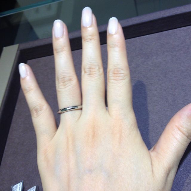 【ショーメ(CHAUMET)の口コミ】 プレーンなタイプのプラチナリングを当初は探していました。ショーメでは…