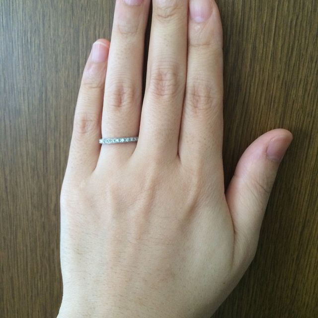 【サマンサティアラブライダル(Samantha Tiara Bridal)の口コミ】 結婚指輪というと、シンプルなものが多いですが、これだけたくさんのダイ…