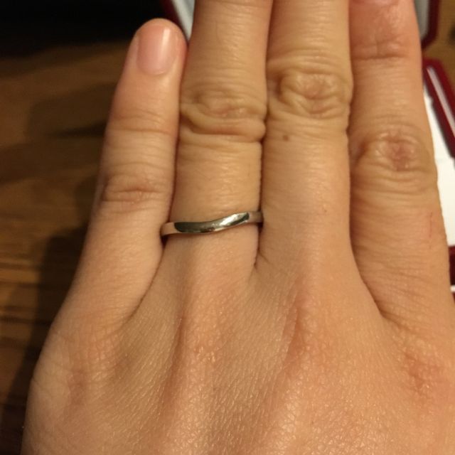 【カルティエ(Cartier)の口コミ】 なんといってもブランド力！また、カーブにするかストレートにするかすご…