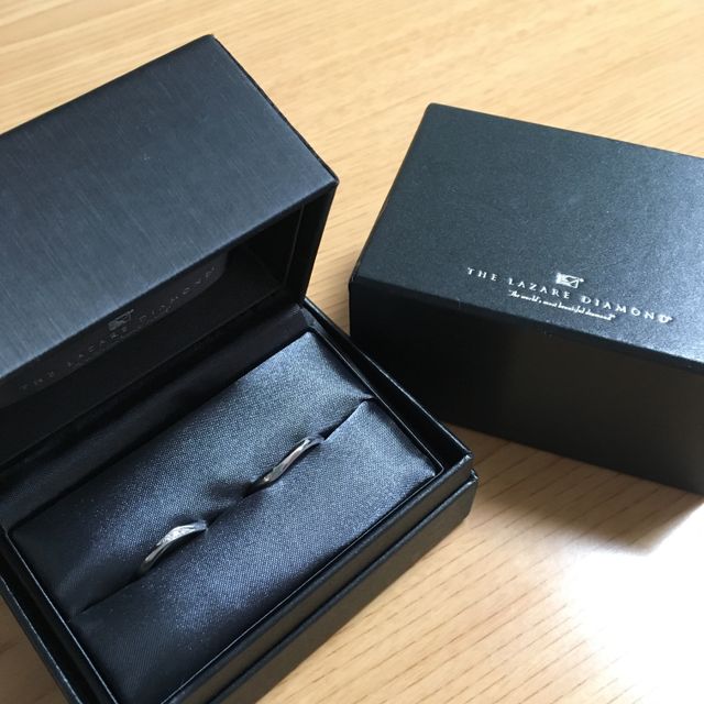 【ラザール ダイヤモンド(LAZARE DIAMOND)の口コミ】 いざ結婚指輪を探すとなっても、どこがいいのかさっぱりだったので、ネッ…