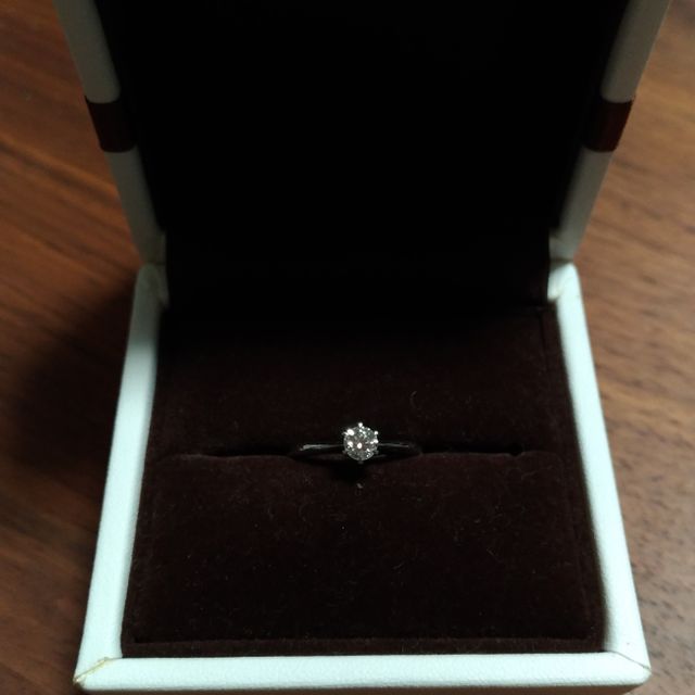 【アイプリモ(I-PRIMO)の口コミ】 プロポーズされた後、指輪を見に行かなきゃねという事で
購入予定もなくア…