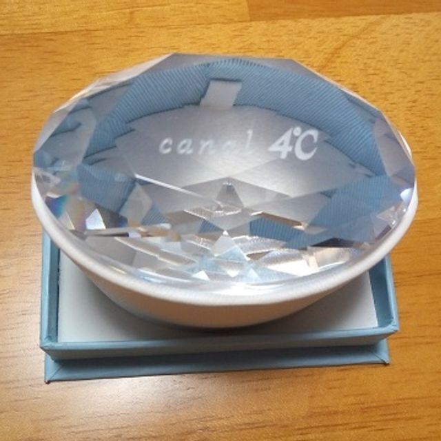 【canal4℃(カナルヨンドシー)の口コミ】 結婚指輪は、控えめで普段使いしやすいデザインのものを探していたので、…