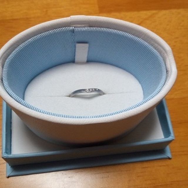 【canal4℃(カナルヨンドシー)の口コミ】 結婚指輪は、控えめで普段使いしやすいデザインのものを探していたので、…