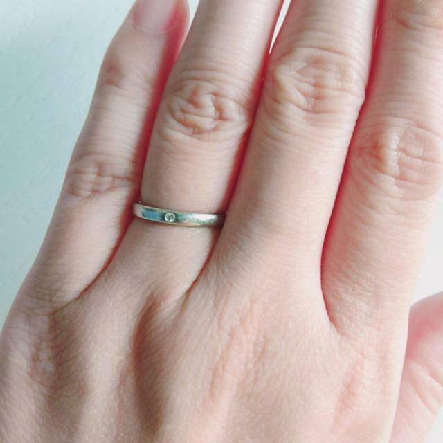 【4℃ BRIDAL(ヨンドシーブライダル)の口コミ】 婚約指輪がこちらのブランドでしたので結婚指輪もこちらで購入しました。…