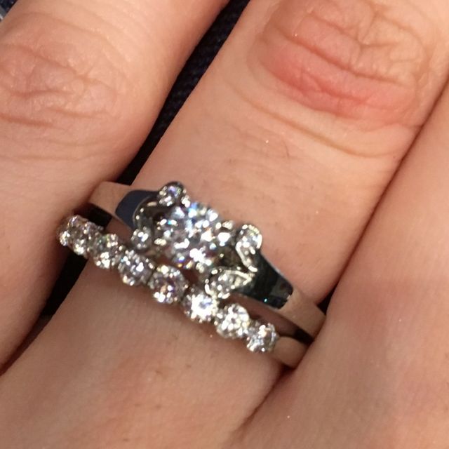 【銀座ダイヤモンドシライシの口コミ】 結婚指輪はシンプルな物を選びがちですが、シンプルな物より自分が好きな…