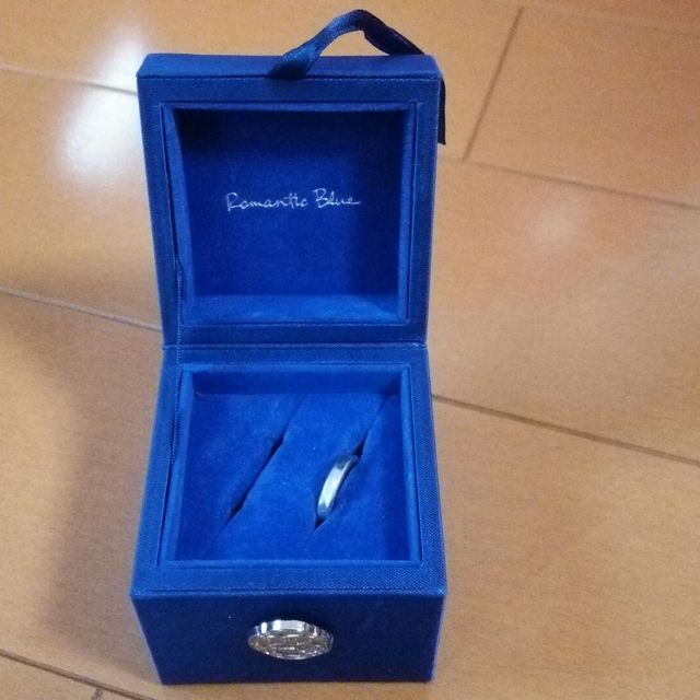 【Romantic Blue(ロマンティックブルー)の口コミ】 折角なので出来るだけ同じデザインが良いなと思ったので、主人メインで決…