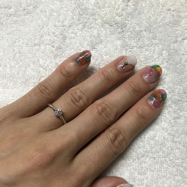 【Only You(オンリーユー)の口コミ】 いくつか検討していましたが、ダイヤモンドを支える支柱の部分のデザイン…