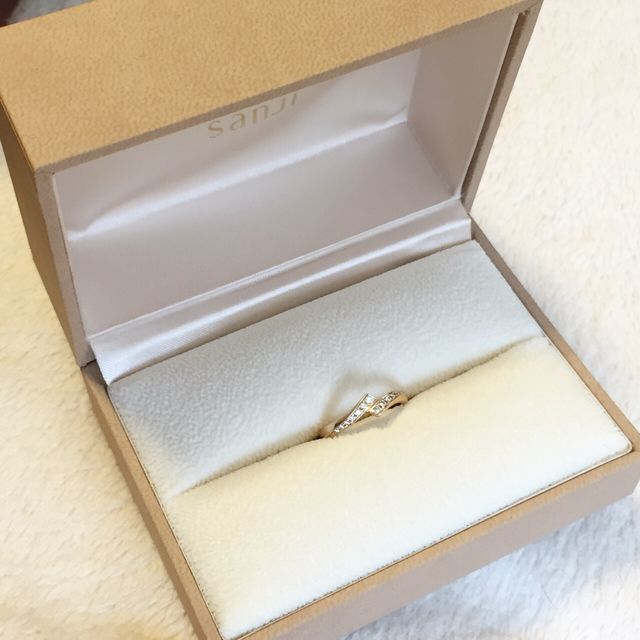 【12twelve(トゥエルブ)の口コミ】 私の濃い手肌の色に合わせてピンクゴールドで試着してみた際に、一番しっ…