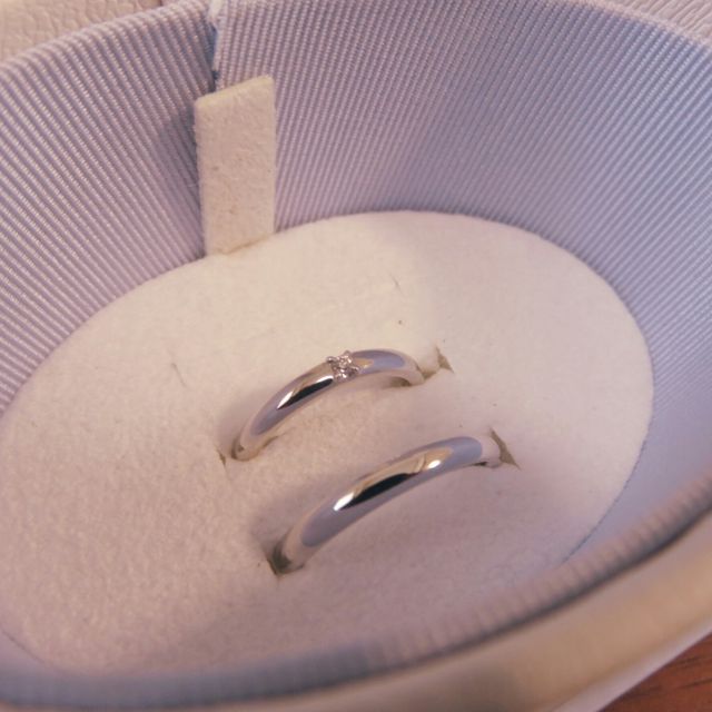 【canal4℃(カナルヨンドシー)の口コミ】 結婚指輪はカナル4°Cさんと決めていました。いろいろと試着し、王道の…