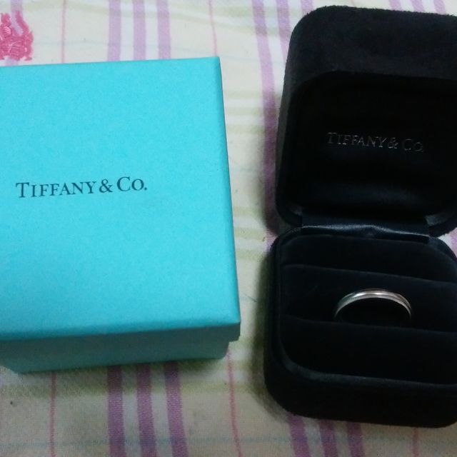 【ティファニー(Tiffany & Co.)の口コミ】 値段は安くていい、シンプルなもの、飾りのないもの、プラチナ、入籍日と…