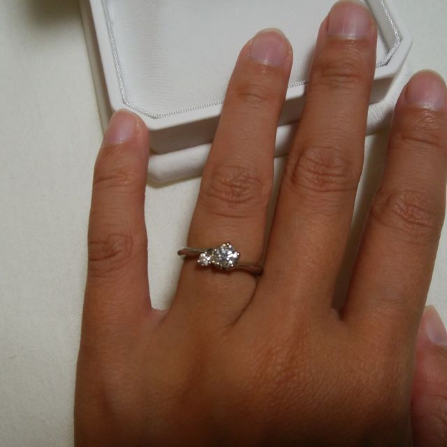 【IZURUの口コミ】 インターネットで調べていたときは、バタフライというダイヤモンドが一点…