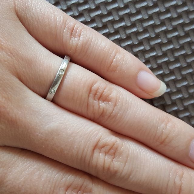 【カルティエ(Cartier)の口コミ】 ひとつの指輪で、ふたつのデザインを楽しめること。
また、私用にはダイヤ…