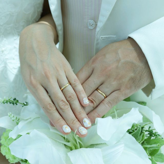 【LUCIE(ルシエ)の口コミ】 私たちが結婚指輪を決めるにあたっての絶対条件がイエローゴールドの素材…