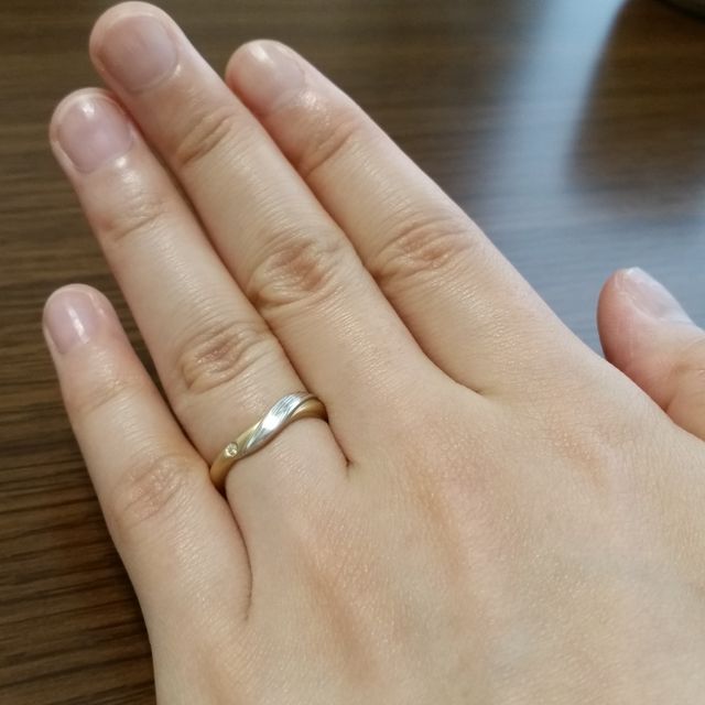 【杢目金屋(もくめがねや)の口コミ】 大まかなデザインは商品名の「木目合わせ」というものに則っていますが、…