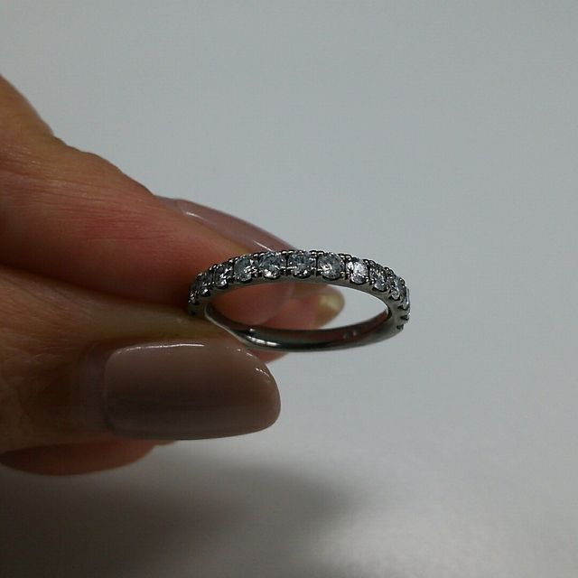 【GALA JEWELRY(ガラジュエリー)の口コミ】 まず結婚にかかる費用を押さえたく、ブランドに拘っていなかったので友人…