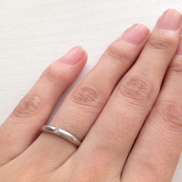 【カルティエ(Cartier)の口コミ】 指へのフィット感がほかの指輪よりも良かったので、購入を決めました。
結…