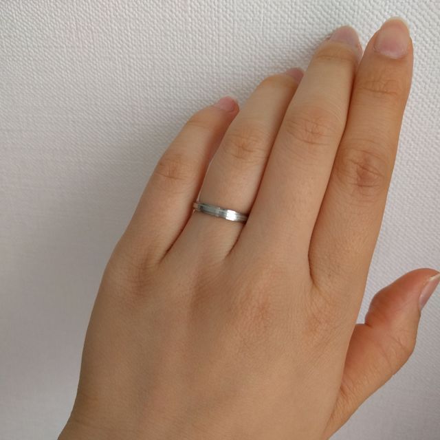 【カルティエ(Cartier)の口コミ】 結婚指輪は石のついていない、うねりのないデザインを希望していました。…