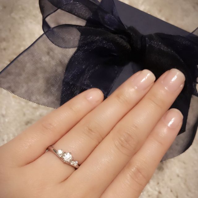 【銀座ダイヤモンドシライシの口コミ】 いろんなブランドを回りましたが、1番着け心地がよかったです。一生つける…