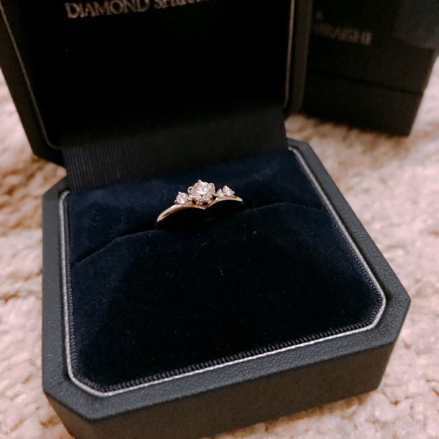 【銀座ダイヤモンドシライシの口コミ】 いろんなブランドを回りましたが、1番着け心地がよかったです。一生つける…