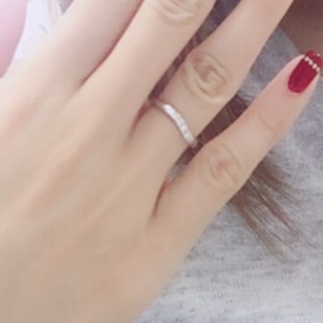 【ete(エテ)の口コミ】 細くてウェーブがかかったものであってなおかつ、毎日付けるものなのでそ…