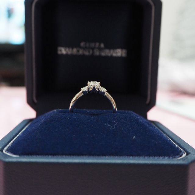 【銀座ダイヤモンドシライシの口コミ】 彼がサプライズでプレゼントをしてくれました。リングは自分で選ぶことが…