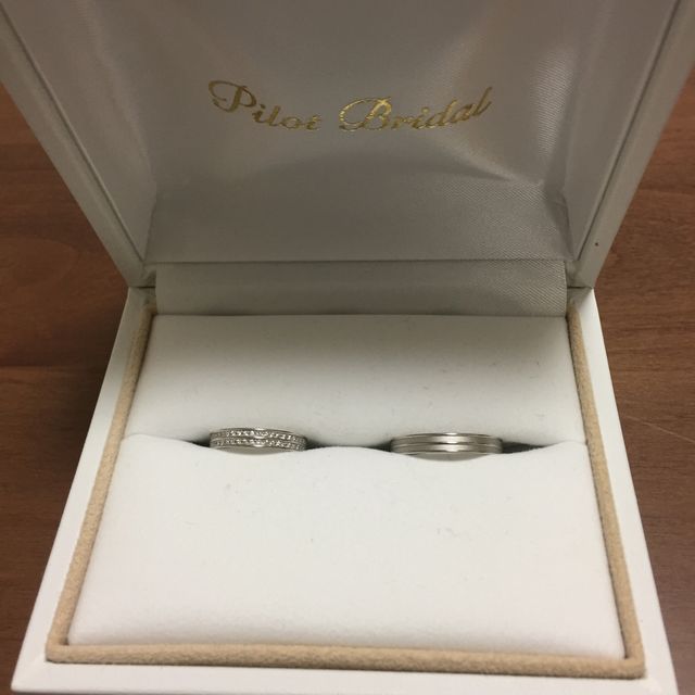 【PILOT BRIDAL(パイロットブライダル)の口コミ】 ブランドは決まっていたので、その中から色々なものを試して決めました。…