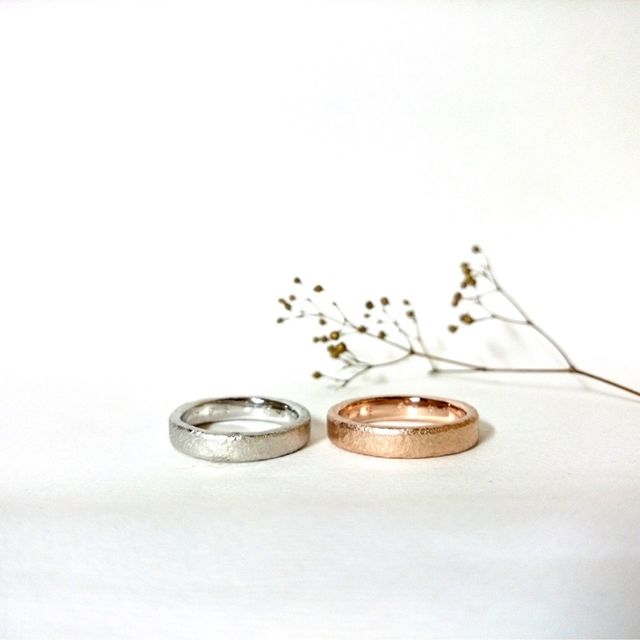 【ichi(イチ)の口コミ】 デザインが非常に素敵です。どの作品にもこだわりを感じられました。
そし…