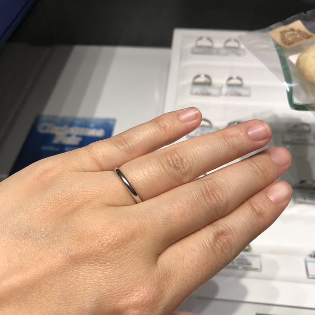 【銀座ダイヤモンドシライシの口コミ】 とにかくシンプルなものを…と希望があったのでシンプルなストレー…