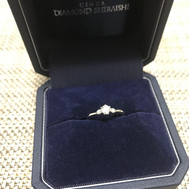 【銀座ダイヤモンドシライシの口コミ】 他店を含め3件ほど検討して、購入を決めました。アクセサリーについては無…