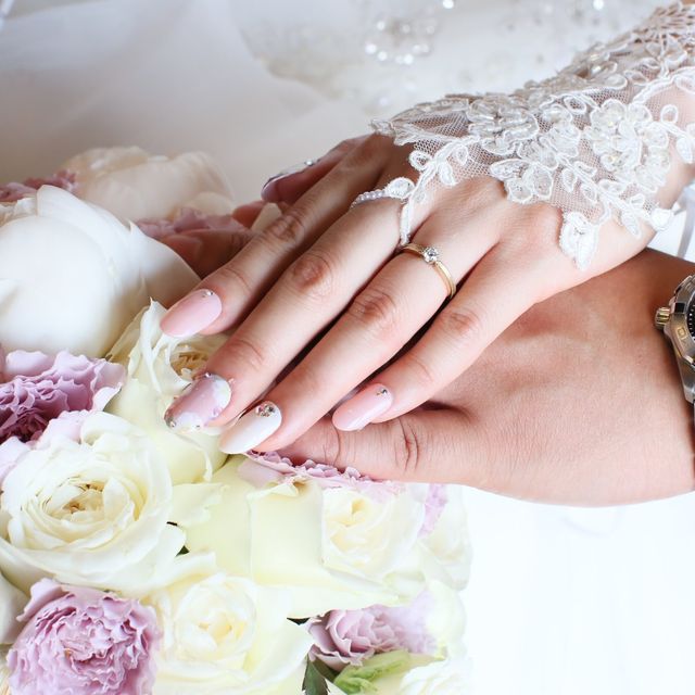 【ENUOVE(イノーヴェ)の口コミ】 何年か前に雑誌で見て一目惚れしてから婚約指輪はこれにする！と決めてい…