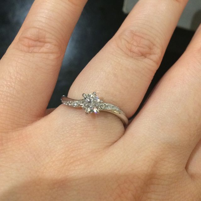 【ケイウノ ブライダル(K.UNO BRIDAL)の口コミ】 素敵なデザインも多く、これがディズニーとコラボなの？というものもあり…