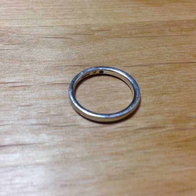 【4℃ BRIDAL(ヨンドシーブライダル)の口コミ】 結婚指輪はずっと身に付けるものなので、あまり主張せず着けていることを…