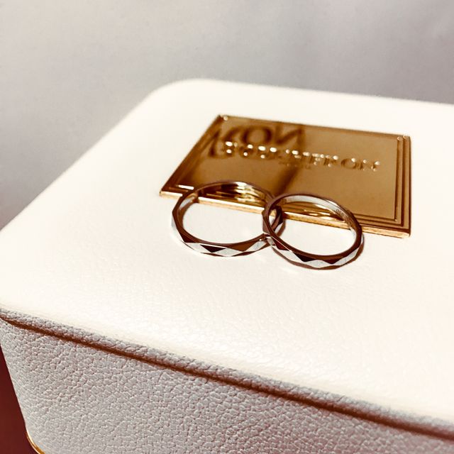 【ブシュロン(BOUCHERON)の口コミ】 初めは国内海外問わず、夫とお互い違うデザインでもいいかと思い色々と見…