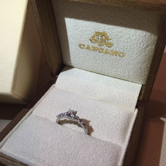 【CAPUANO(カプアーノ)の口コミ】 何店舗か他のブランドにも行き試着してみたのですが、なかなかこれという…