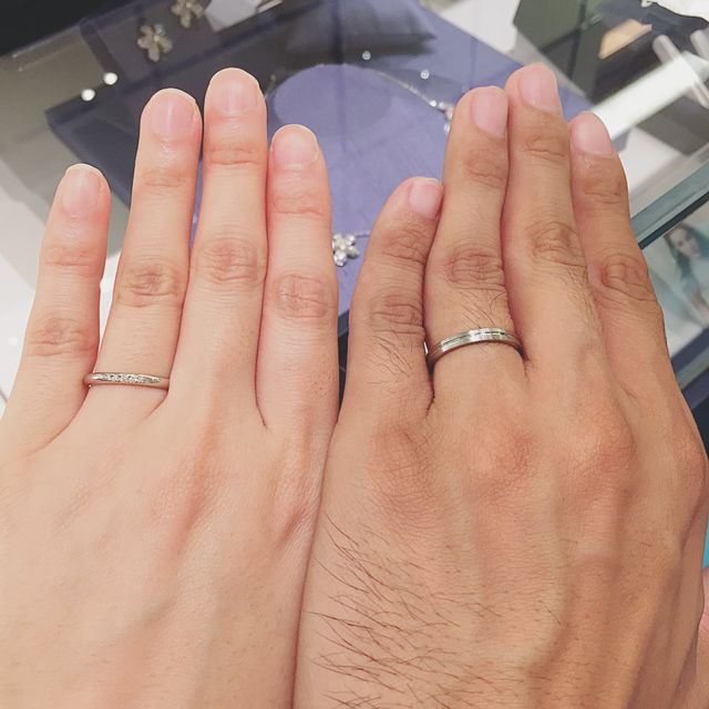 【銀座ダイヤモンドシライシの口コミ】 ずっと着けたままで過ごしたかったので着け心地の良さを重視したことと、…