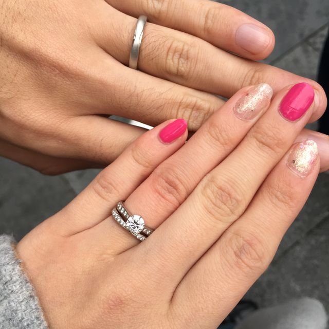 【銀座ダイヤモンドシライシの口コミ】 ハーフエタニティで探していたのですが、このリングのデザインが可愛く、…