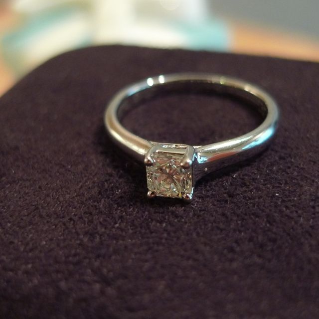 【ティファニー(Tiffany & Co.)の口コミ】 夫がルシダのデザインを大変気に入り購入に至りました。ティファニーセッ…