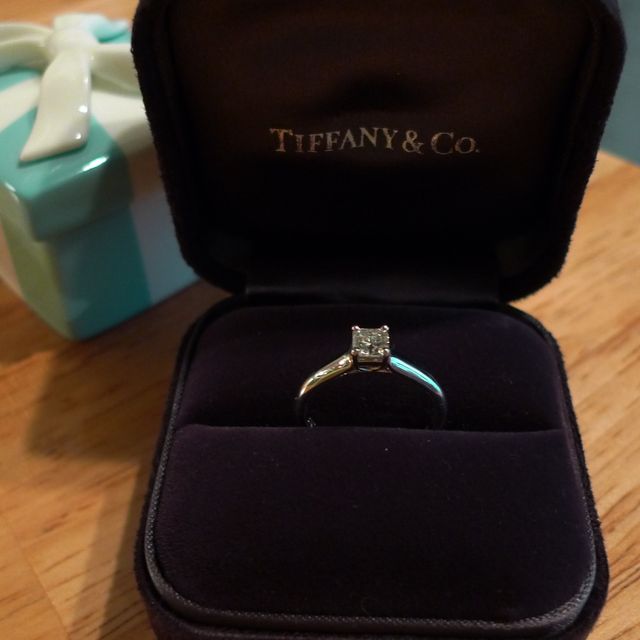 【ティファニー(Tiffany & Co.)の口コミ】 夫がルシダのデザインを大変気に入り購入に至りました。ティファニーセッ…