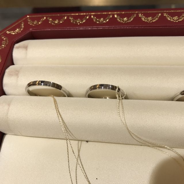 【カルティエ(Cartier)の口コミ】 当初ダイヤモンドなしのシンプルな指輪を探していました。ただシンプルな…