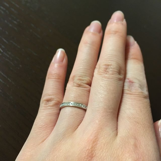 【PILOT BRIDAL(パイロットブライダル)の口コミ】 憧れのハーフエタニティを探していました。調べていくうちに、エタニティ…