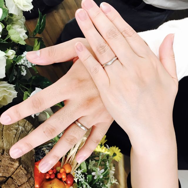 【Hamri(ハムリ)の口コミ】 結婚指輪に対してのブランドのこだわりを持っていなかった為、思い切って…
