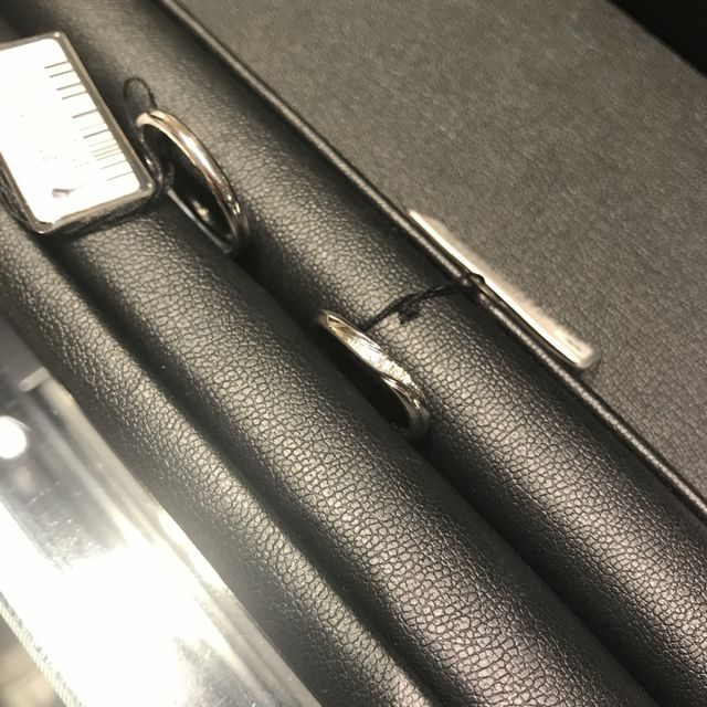 【エクセルコダイヤモンド(EXELCO DIAMOND)の口コミ】 値段はさほど高くはないのにプラチナの重厚感があり高級感があり、値段以…